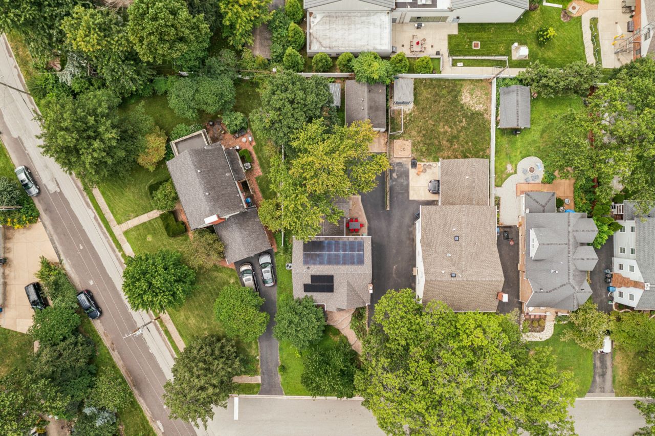 703 Edwin Glendale Aerial