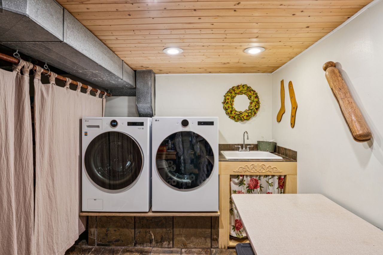 1204 Oday Rock Hill Laundry Room