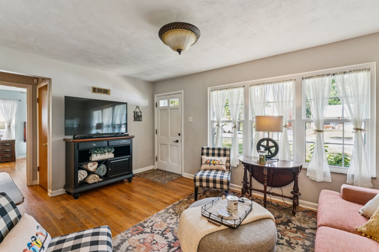 1204 Oday Rock Hill Living Room