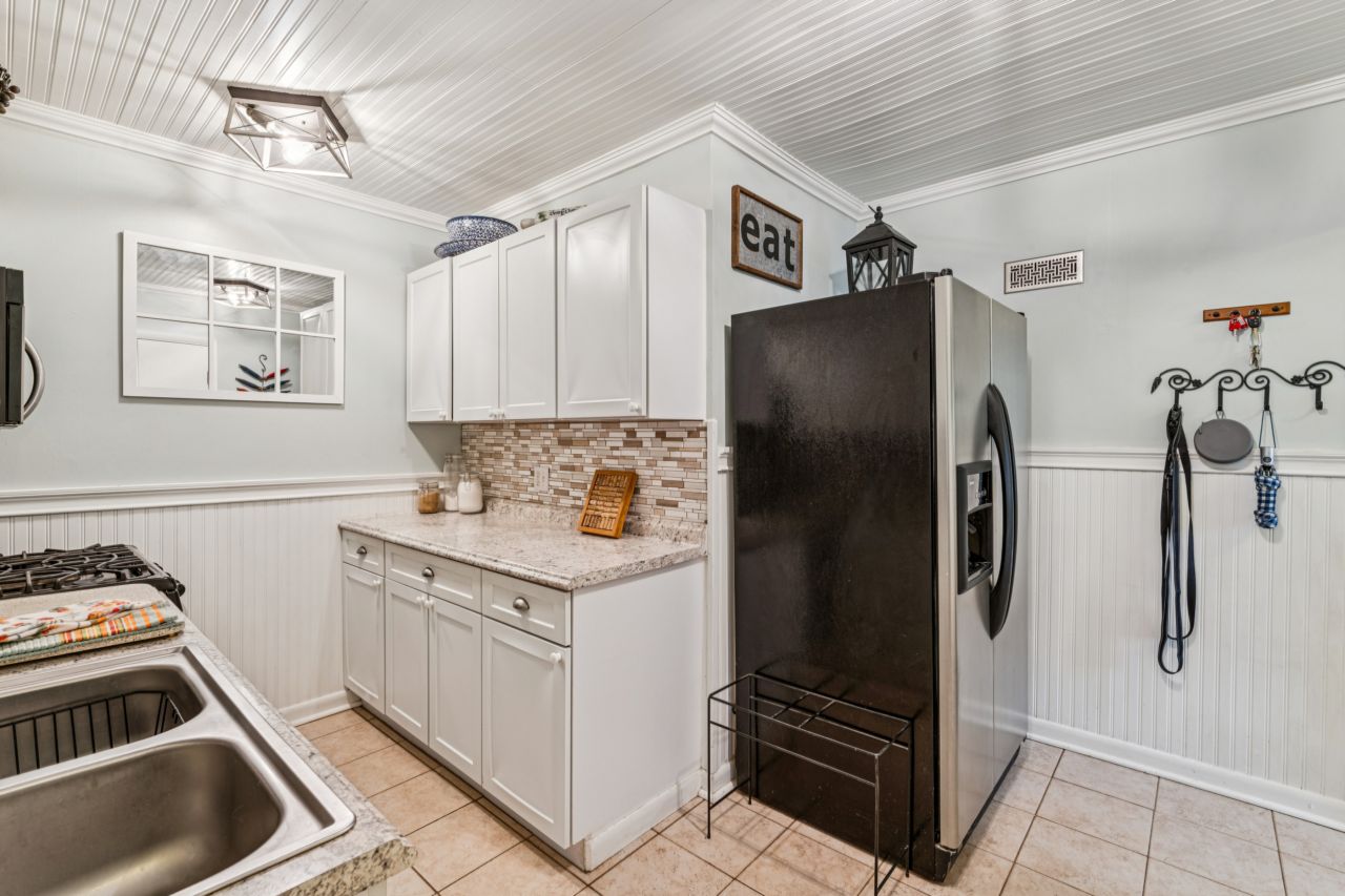 1204 Oday Rock Hill Kitchen