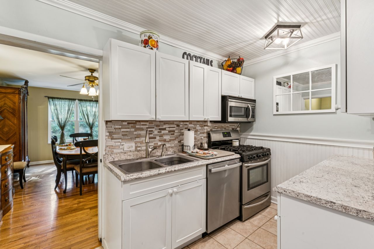 1204 Oday Rock Hill Kitchen