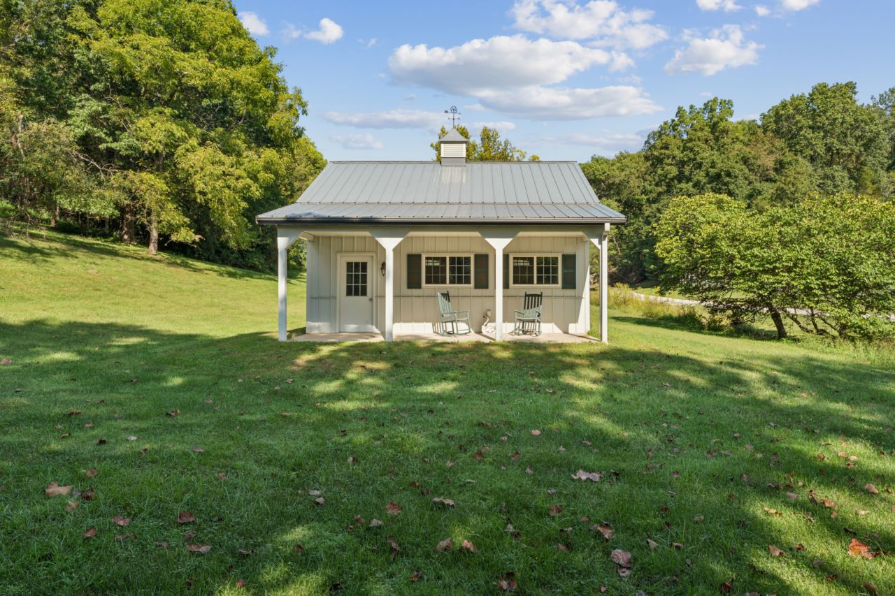 2333 Ossenfort Road