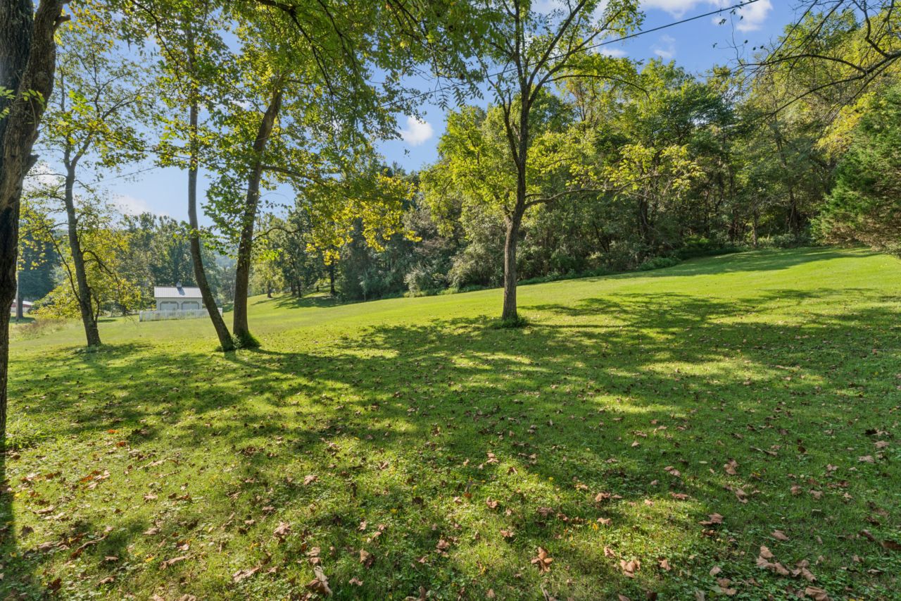 2333 Ossenfort Road