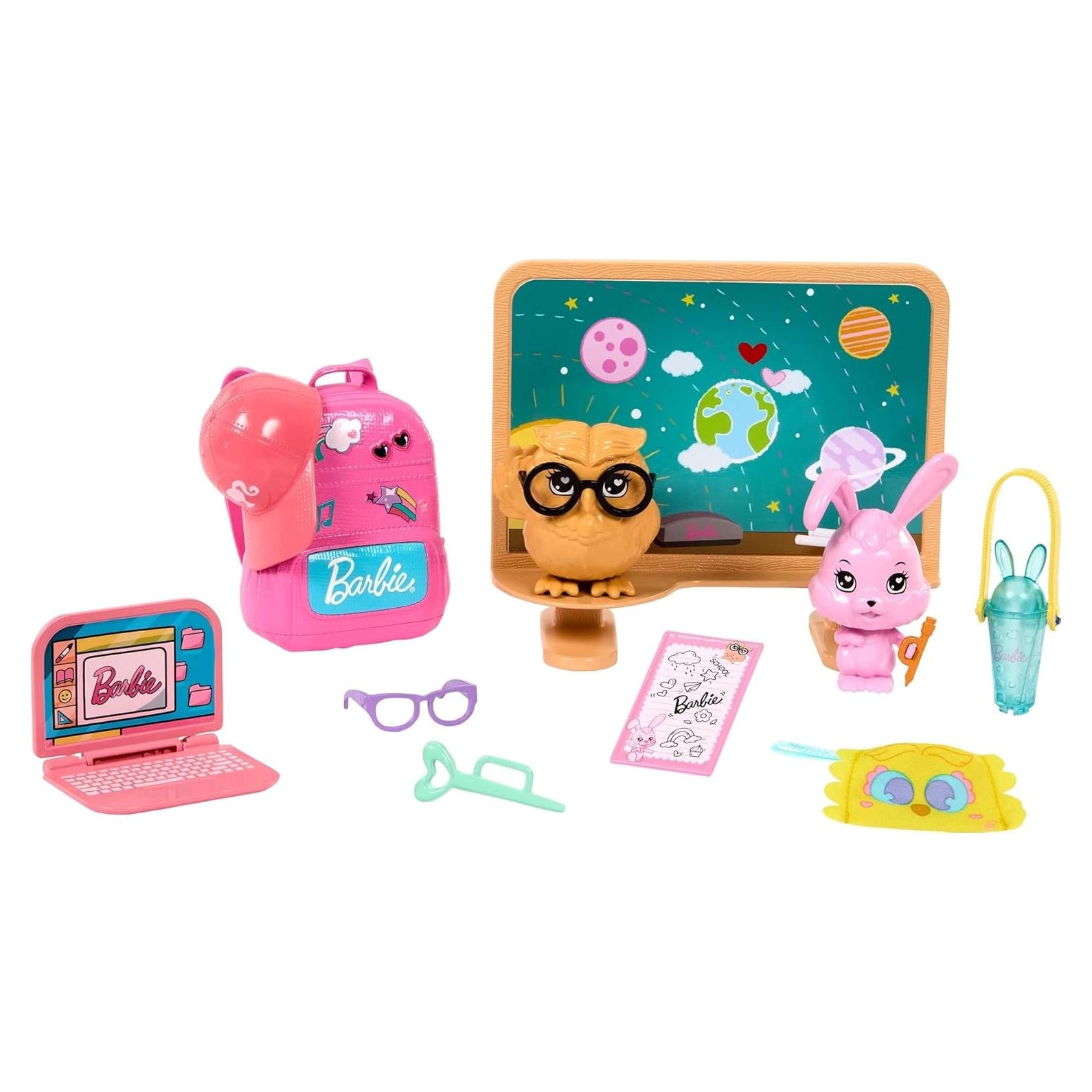 Barbie Mis Primeros Accesorios - Paquete Escolar con Pizarra y Mascotas