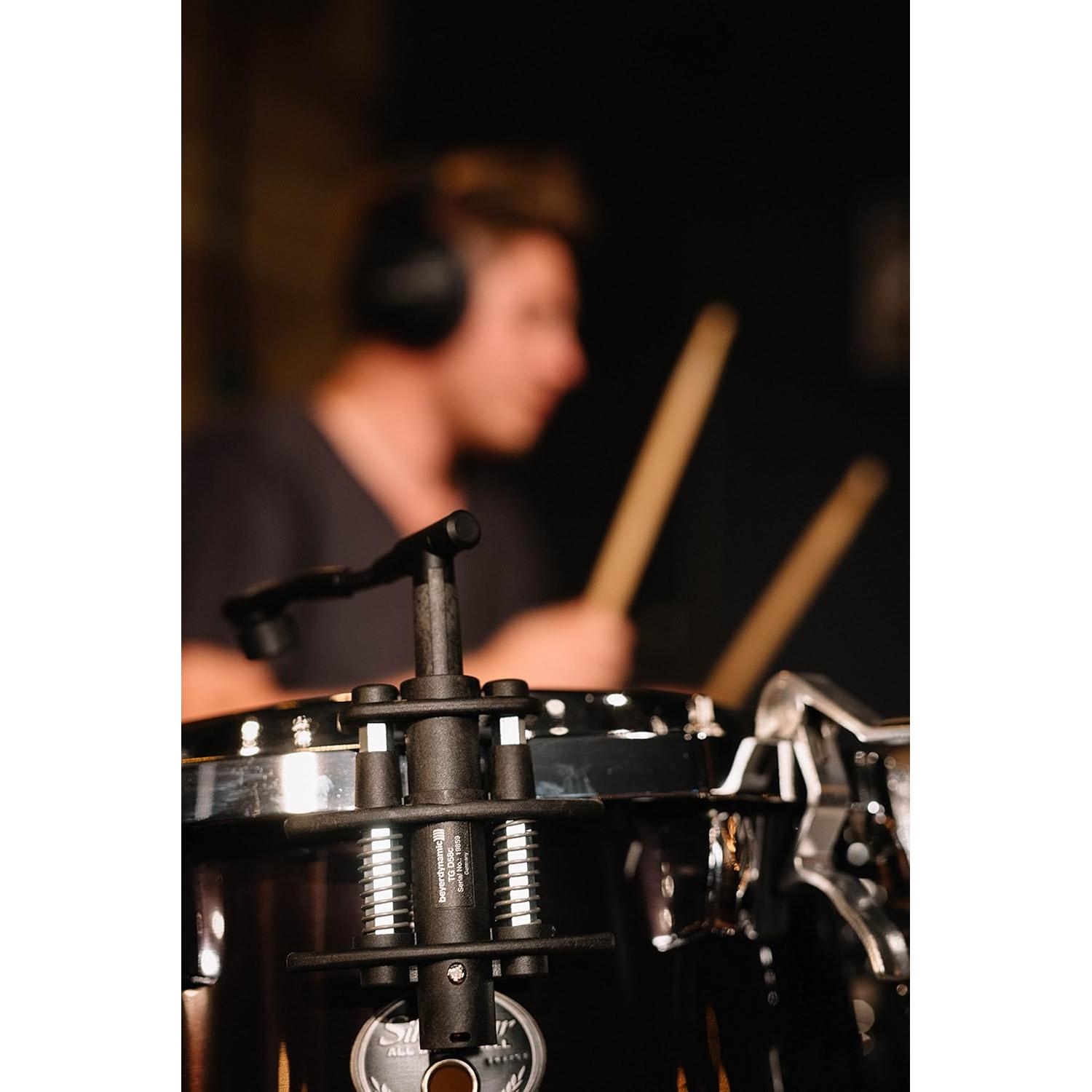 Micrófono de condensador Beyerdynamic TG D58C cardioide clip-on