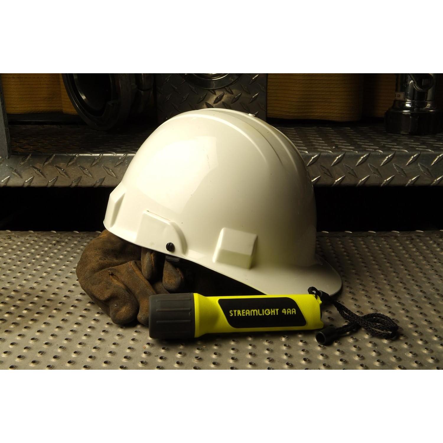 Linterna LED Streamlight ProPolymer 4AA Amarillo 67 Lúmenes