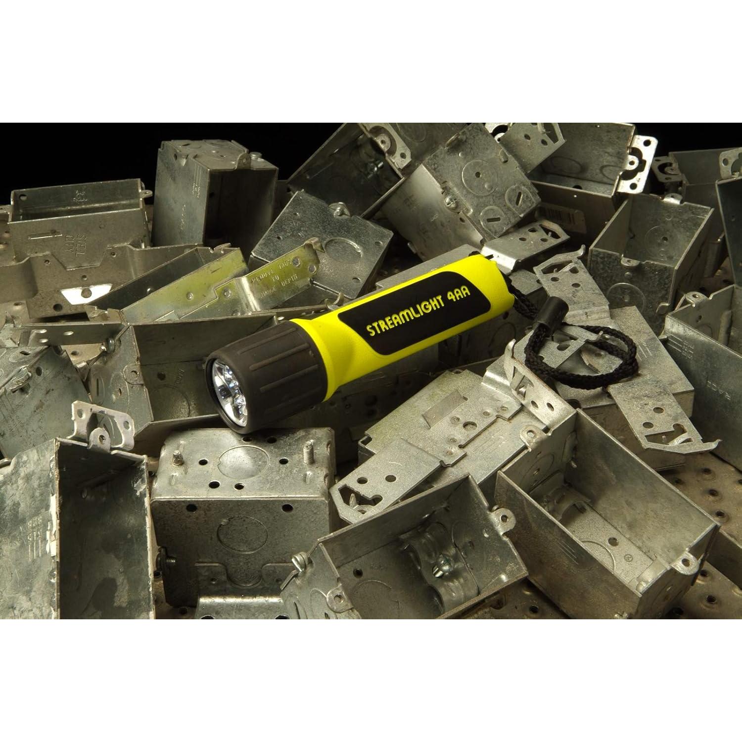 Linterna LED Streamlight ProPolymer 4AA Amarillo 67 Lúmenes