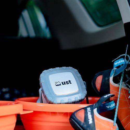 Linterna LED Duro 1000 Lúmenes UST Titanio 30 Días