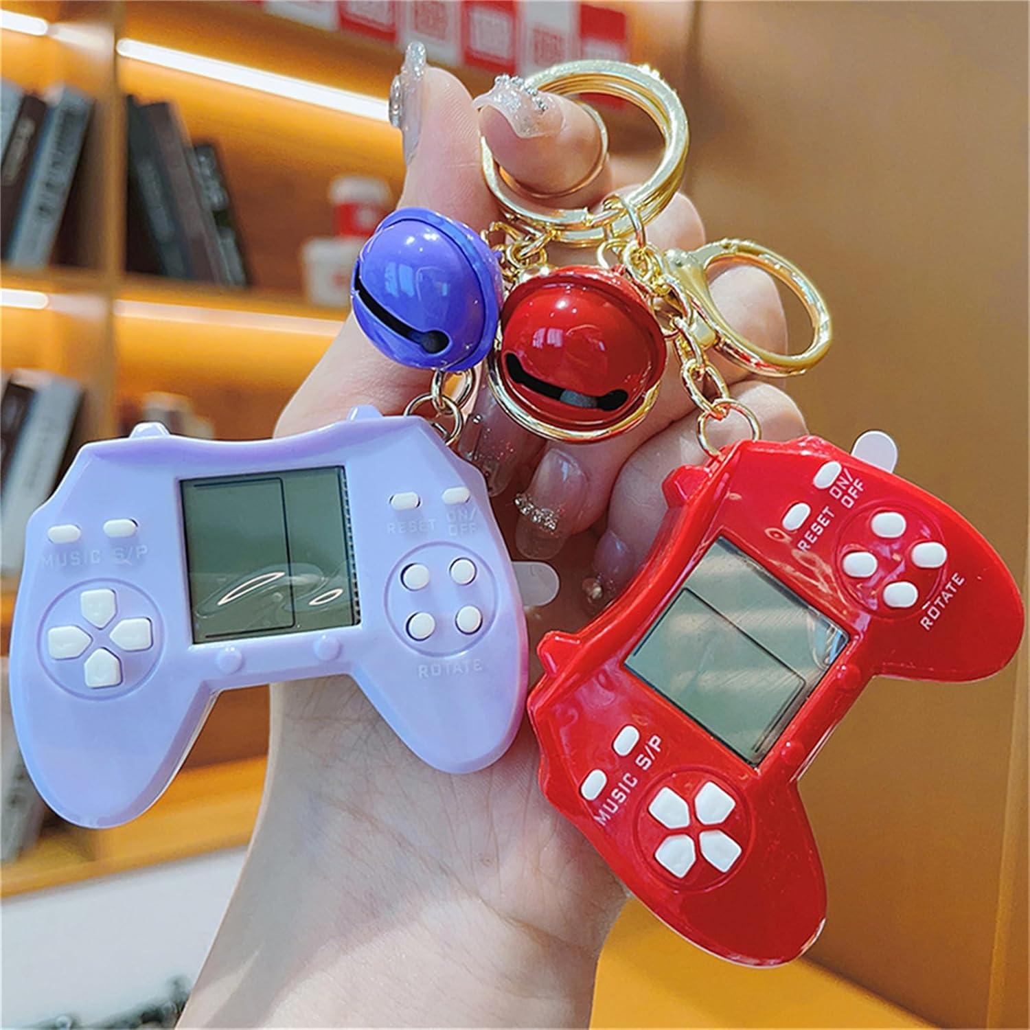 Retro Classic Game Console Pendant Keychain Playable Electronic Miniature Handheld Mini Games Machine with Keychain Ring Gift (K5)