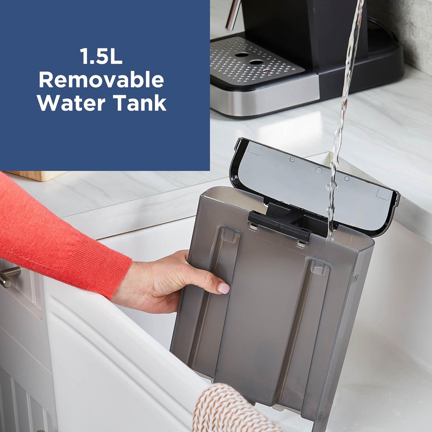 Máquina de Espresso BLACK+DECKER 15 Bar con Espumador