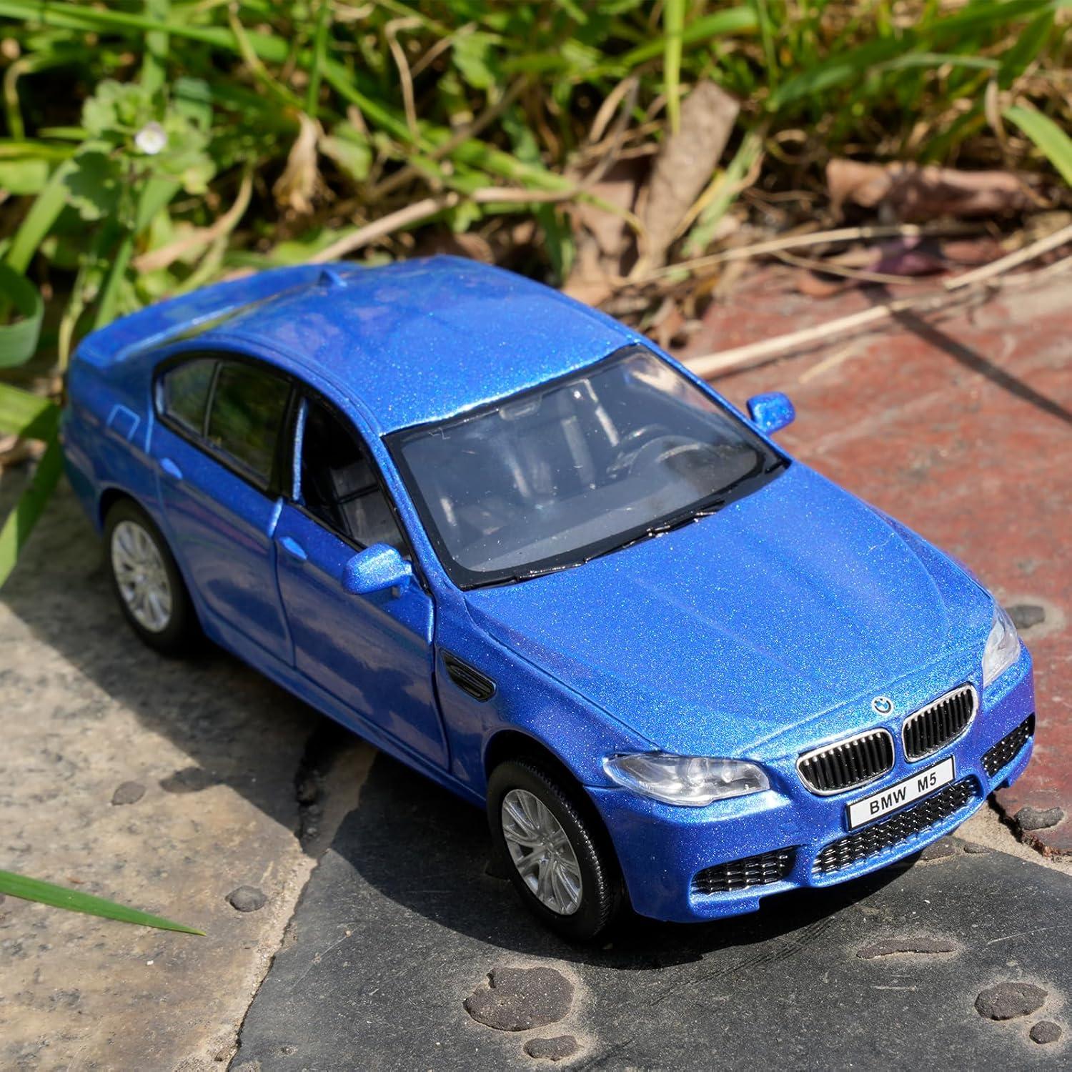 Coche Diecast 1/36 BMW M5 RMZ City Azul con Retroceso