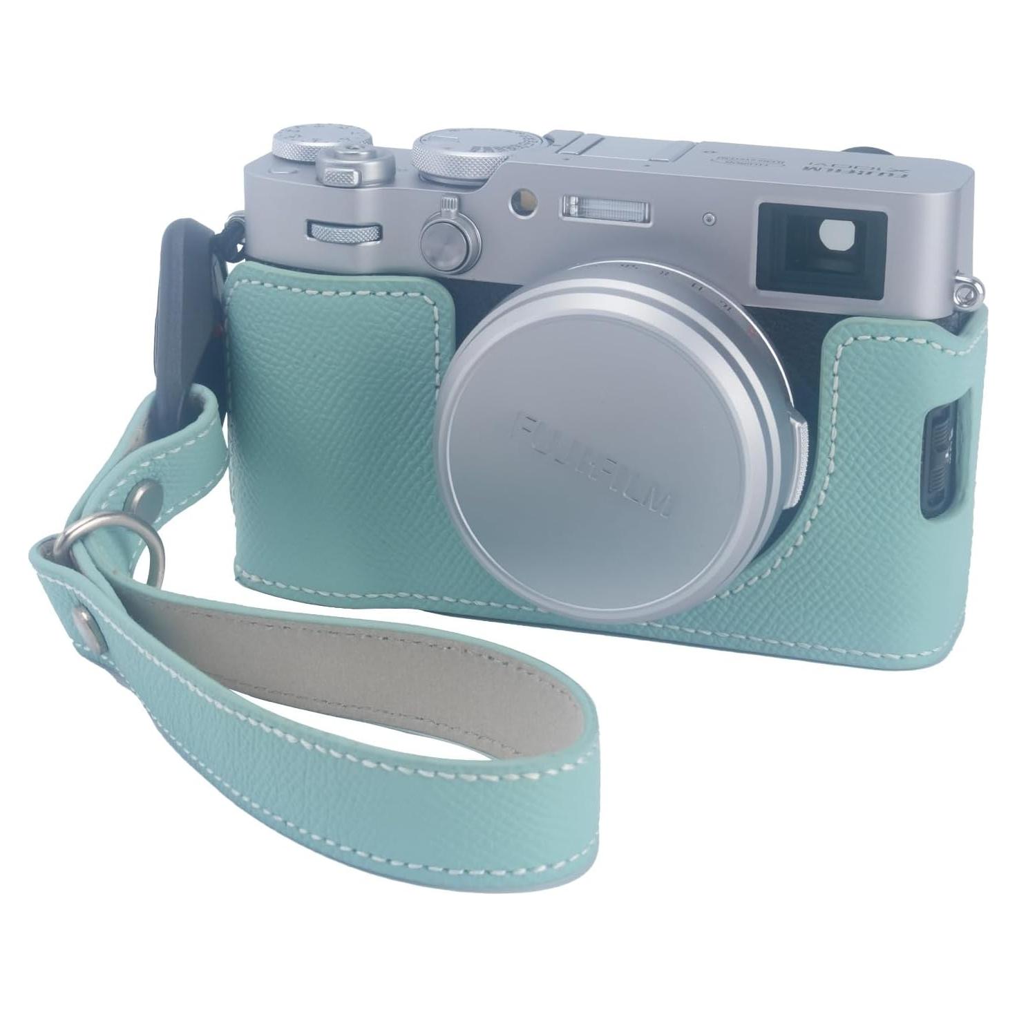 Funda de cámara Bowan X100VI de cuero verde menta con correa