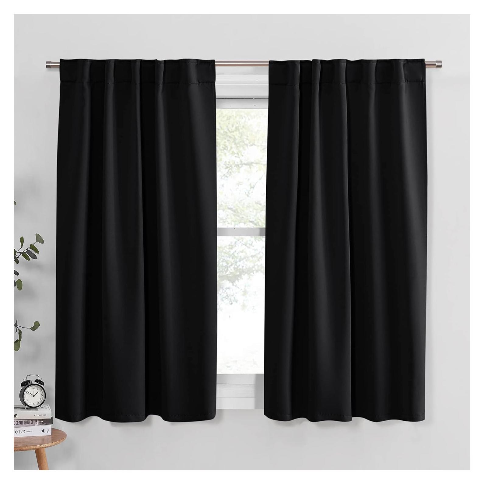 Cortinas Opacas PONY DANCE 107x114 cm Negras Aislantes Térmicas