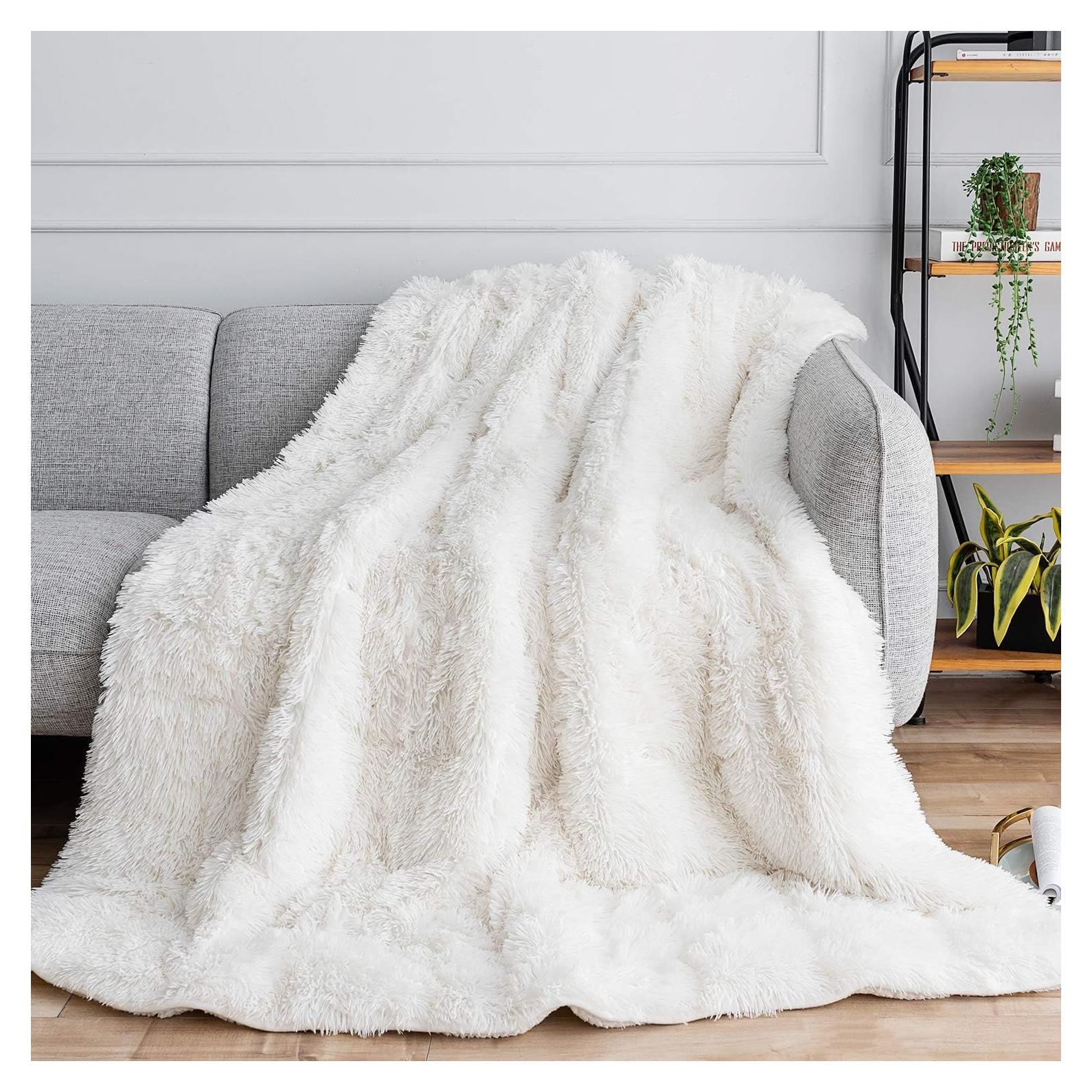 Manta con peso Uttermara 48x72 cm, pelaje sintético crema