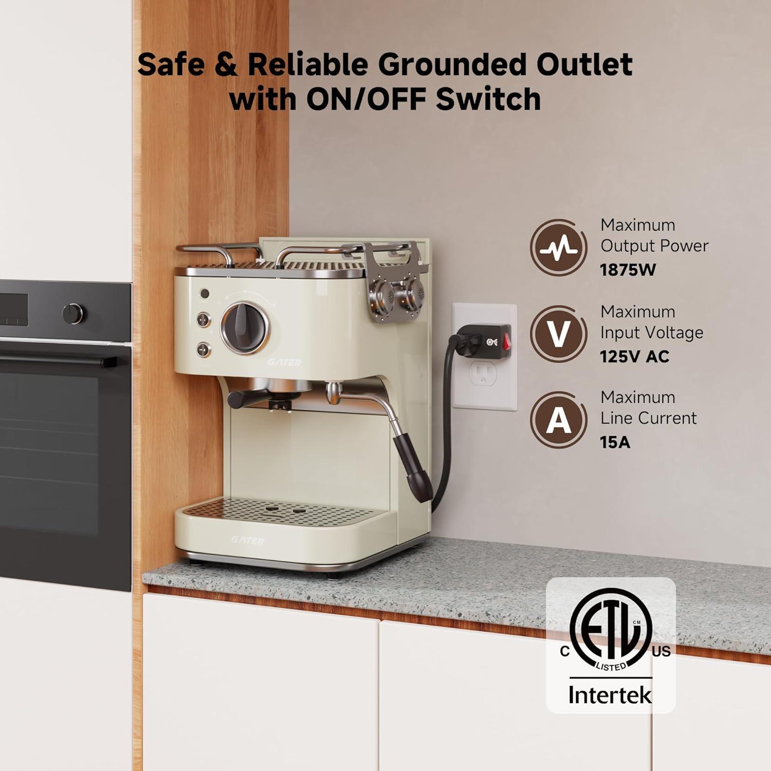 Adaptador de Enchufe a Tierra Cable Matters 3-Pack Negro