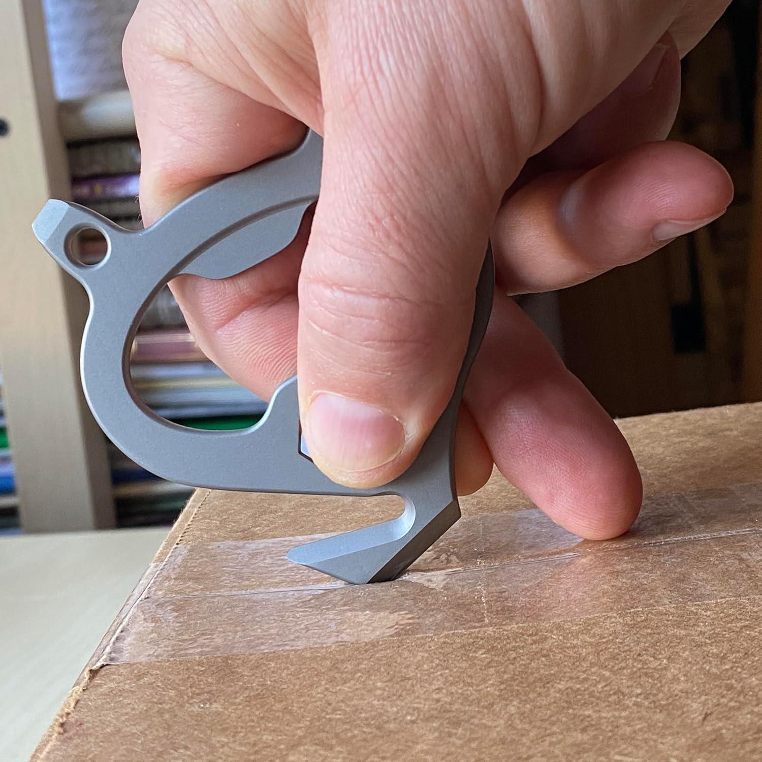 Multiherramienta de llavero 7 en 1 Angry Panda - Acero Inoxidable