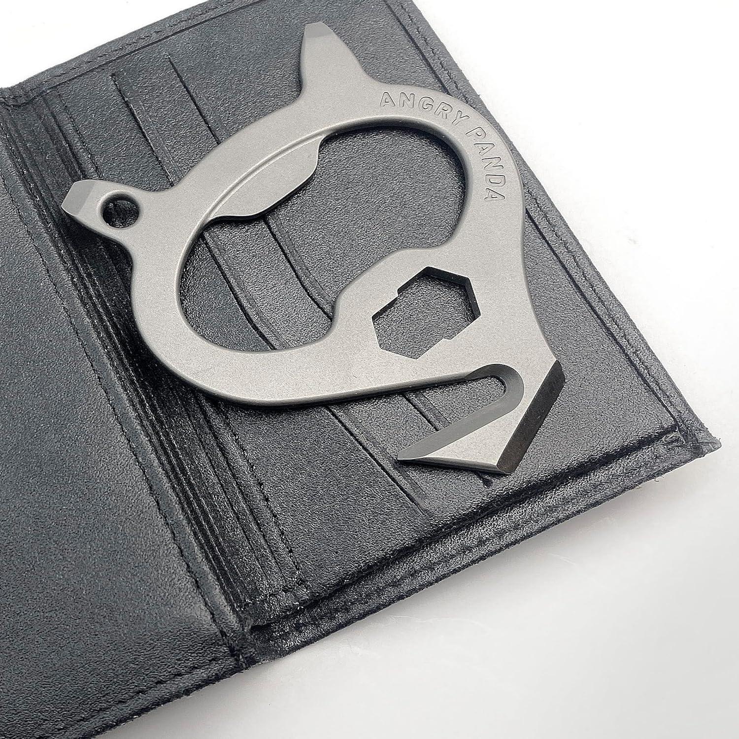 Multiherramienta de llavero 7 en 1 Angry Panda - Acero Inoxidable