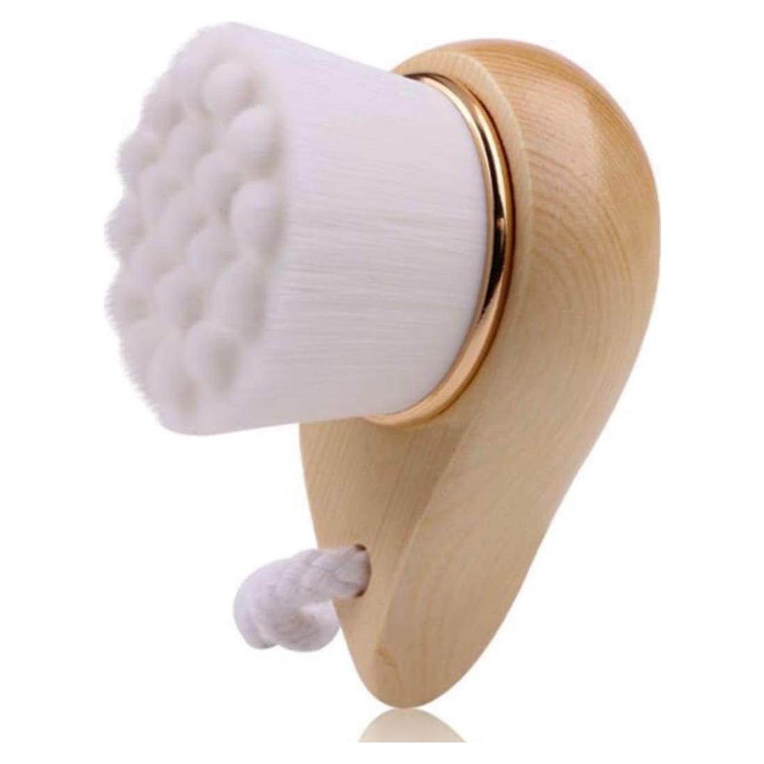 Cepillo Facial de Madera BeNat con Cerdas Suaves 7.1x5.9cm