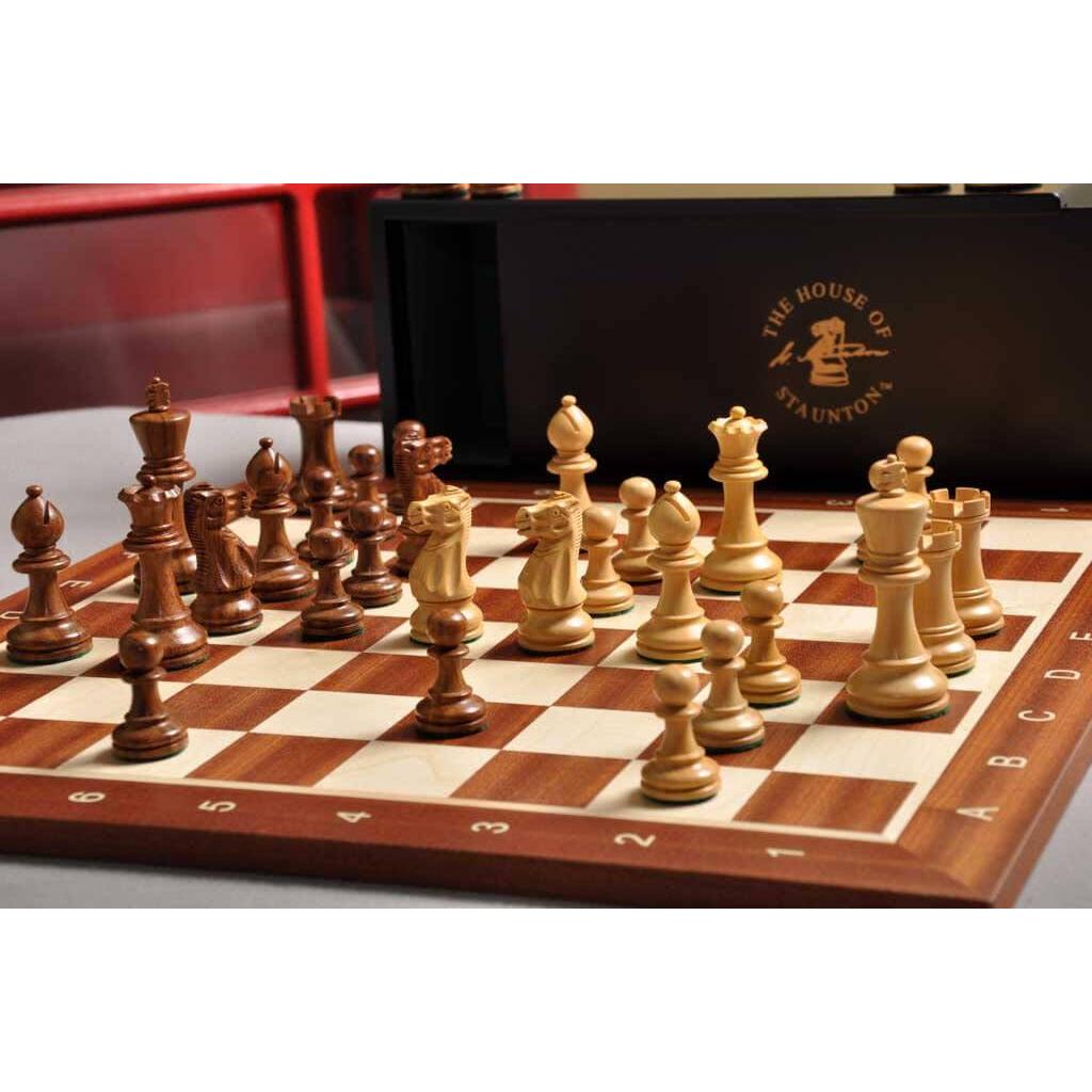 Juego de Ajedrez Grandmaster Staunton con Tablero y Caja