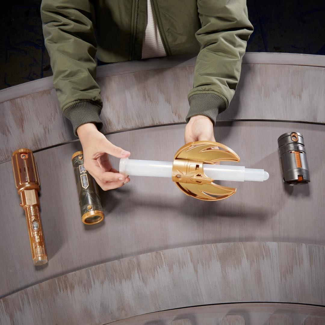 Sable de Luz Maestro Star Wars + Baterías Duracell AAA 8 Unidades