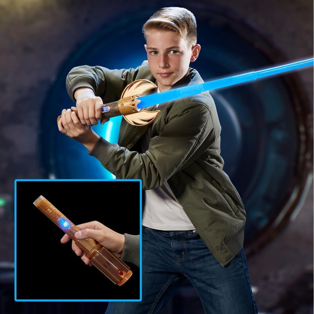 Sable de Luz Maestro Star Wars + Baterías Duracell AAA 8 Unidades