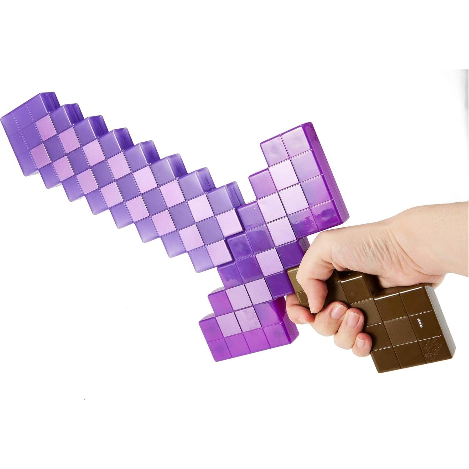 Espada de Diamante Minecraft Mattel 24.8x2.54x46.99cm