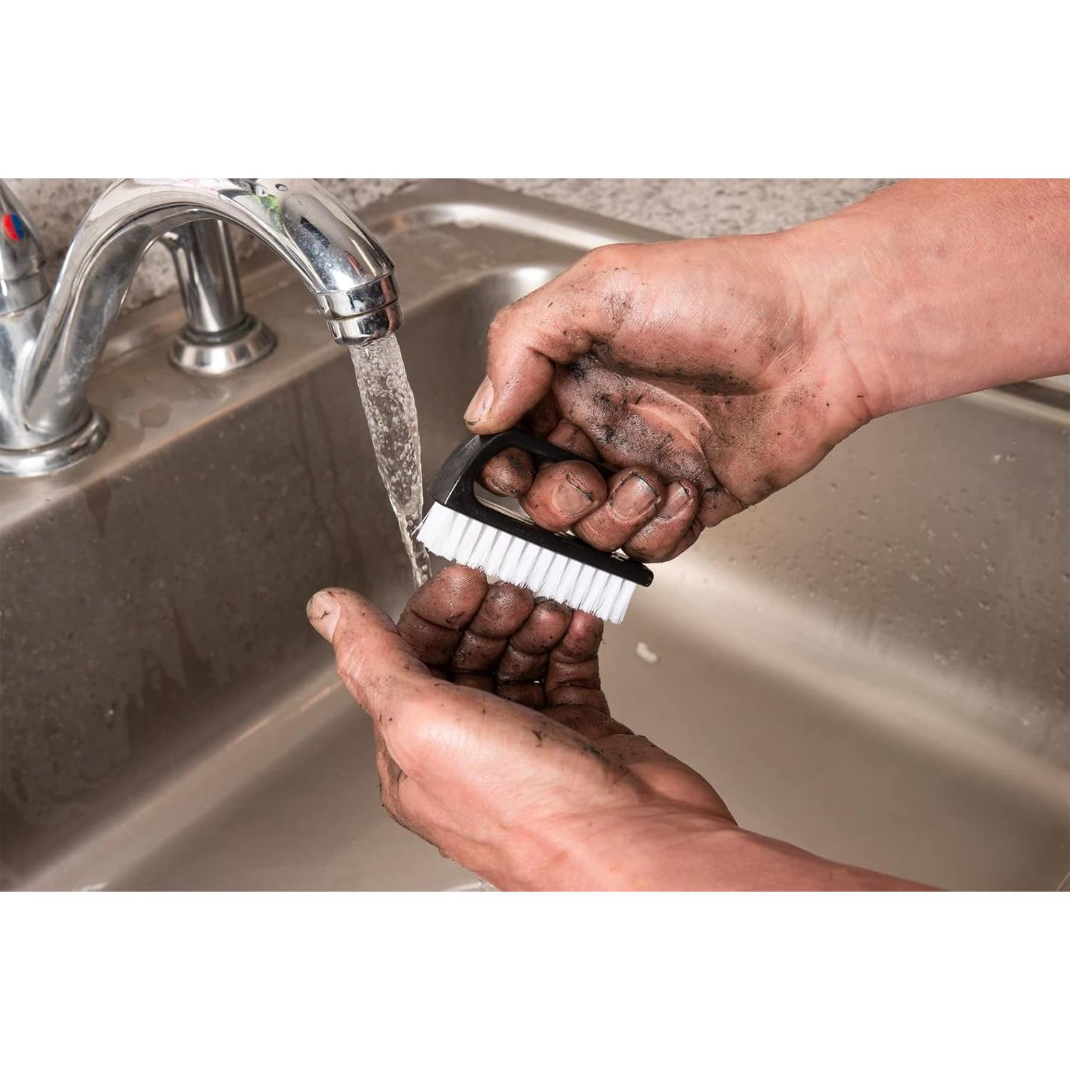 Cepillo de Uñas Performance Tool W3300 con Cerdas Nylon