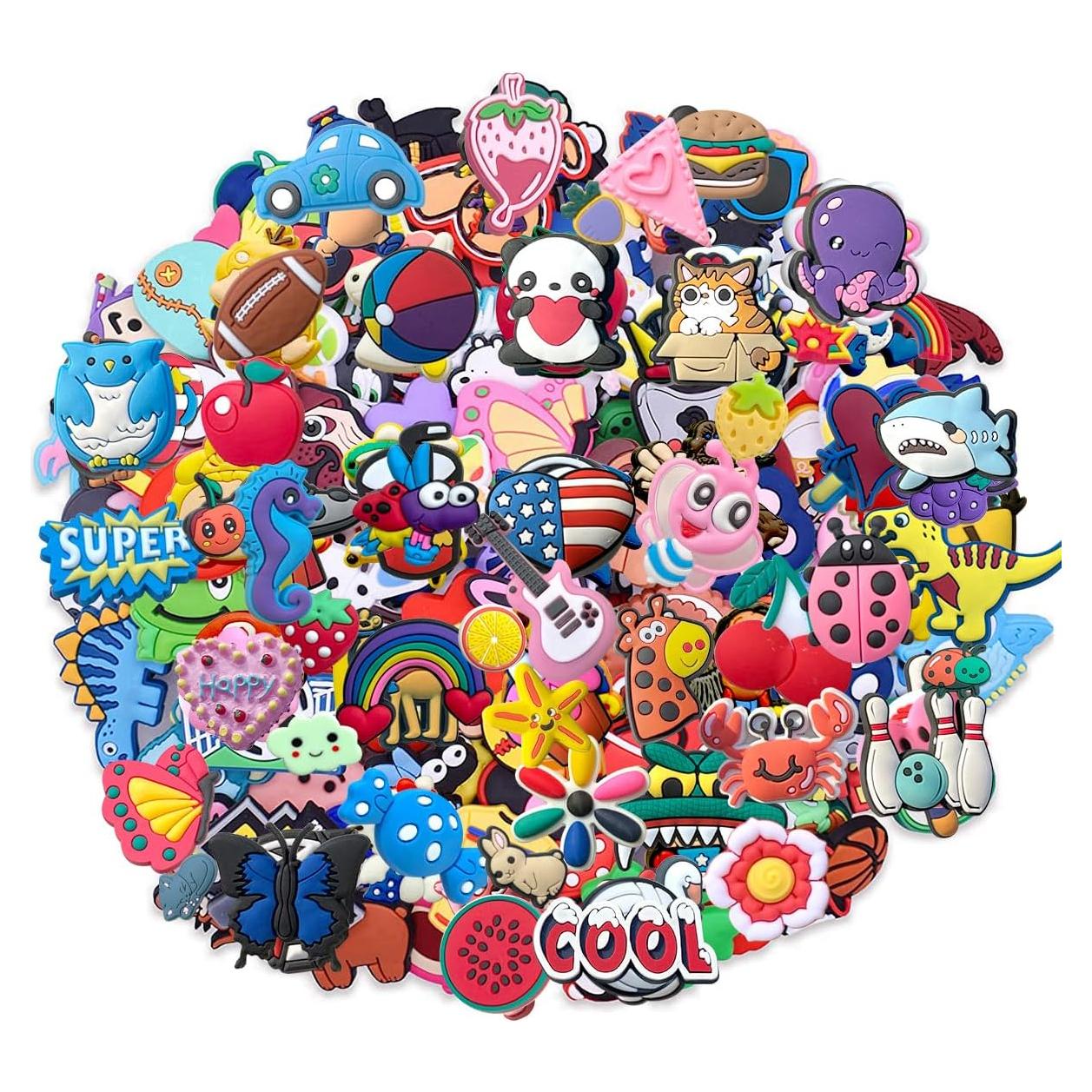 Lote de 100 Encantos de Zapato de PVC para Decoración