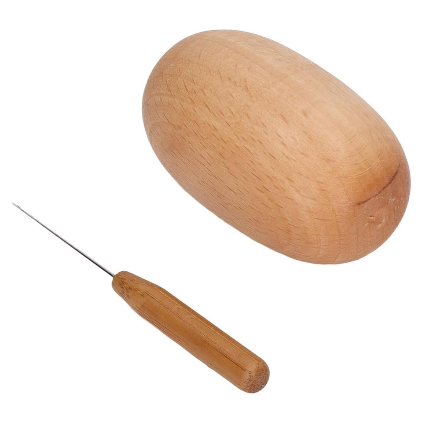 Huevo de Remendar de Madera Pssopp con Aguja - 6x3.7 cm