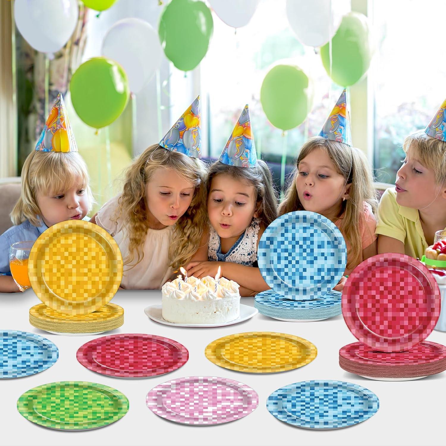 60 Platos de Papel Pixel CHUNNIN 17.8cm Multicolor Desechables