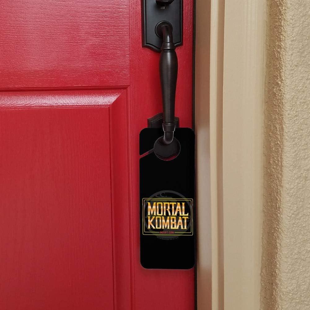 Colgador de Puerta Mortal Kombat Graphics and More 24x8.9cm