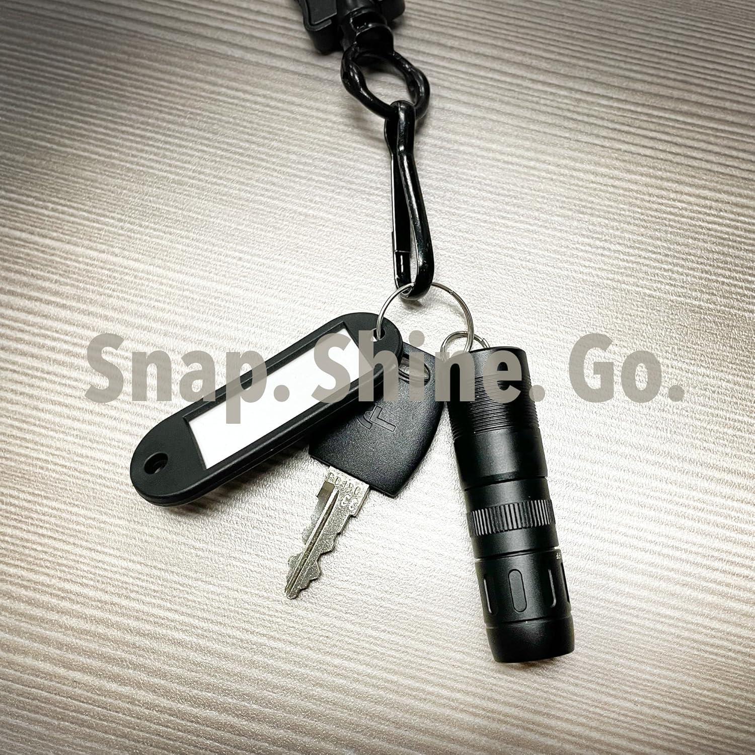 Linterna LED Mini Recargable CLT 105 Lúmenes Compacta