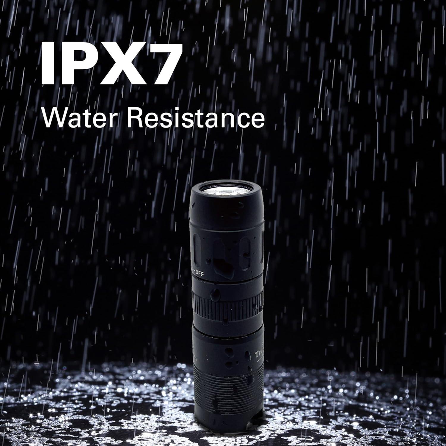 Linterna LED Mini Recargable CLT 105 Lúmenes Compacta