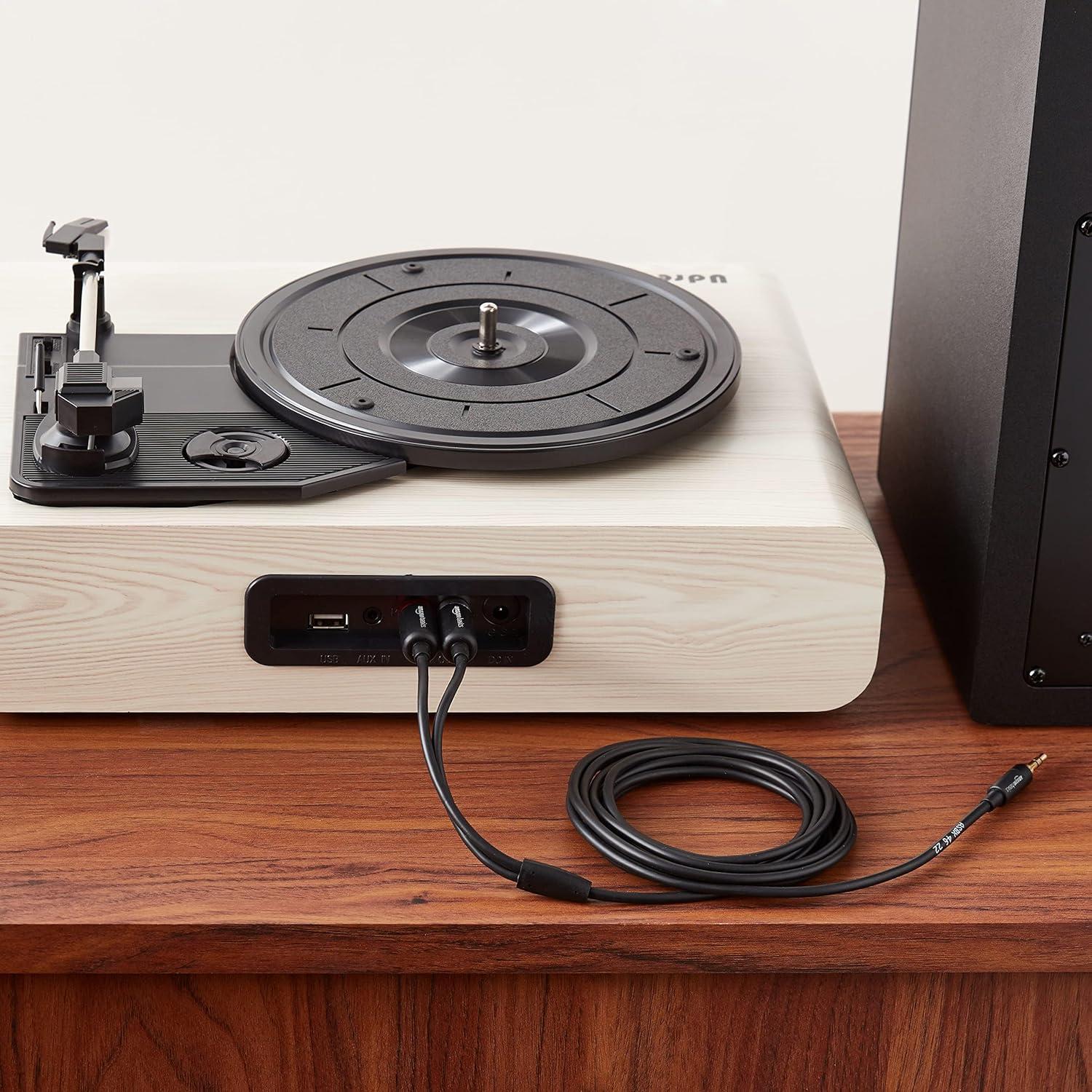 Cable Adaptador de Audio 3.5mm a 2 RCA Amazon Basics 2.4m