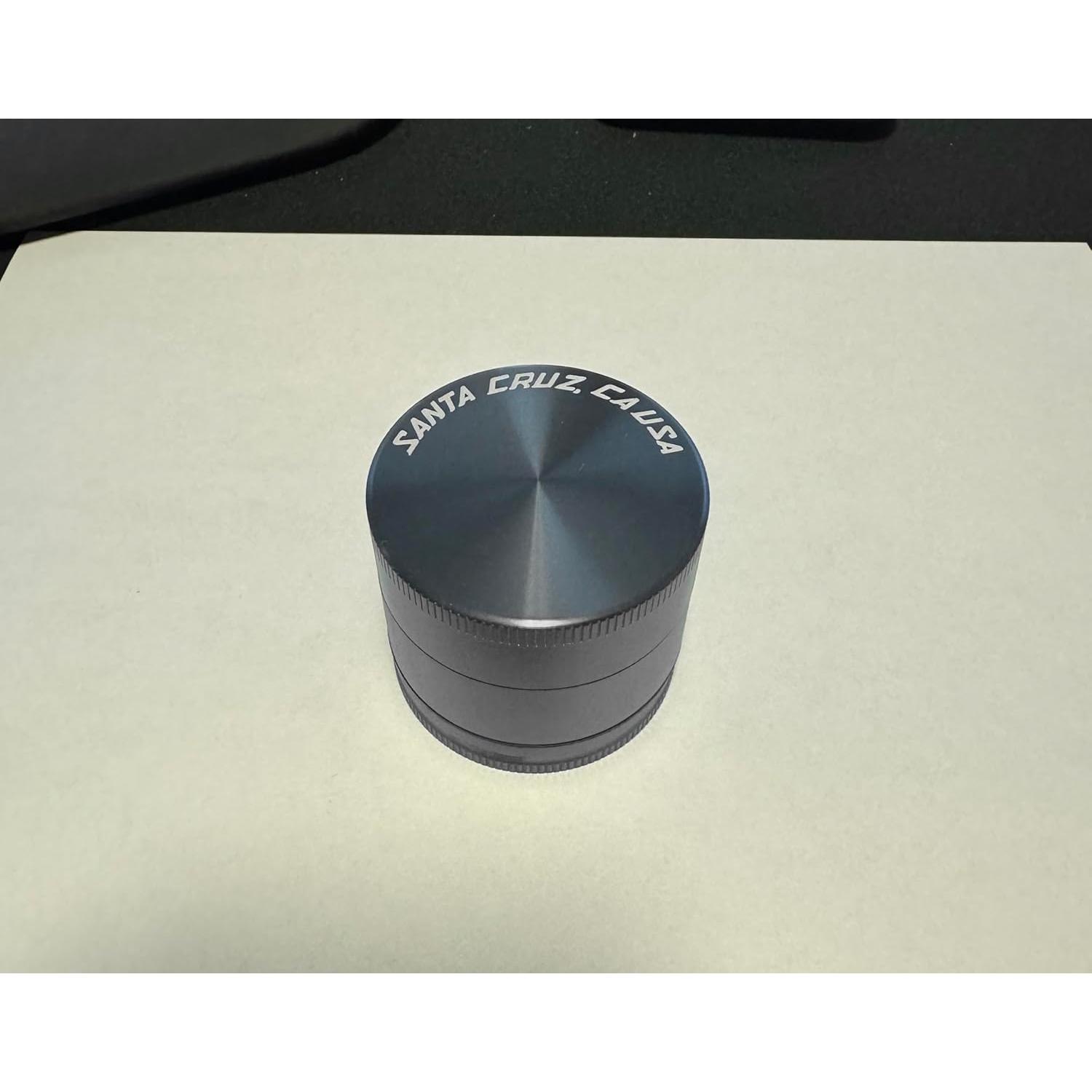 Molinillo de Especias Santa Cruz Shredder 3 Piezas 5.58 cm Gris