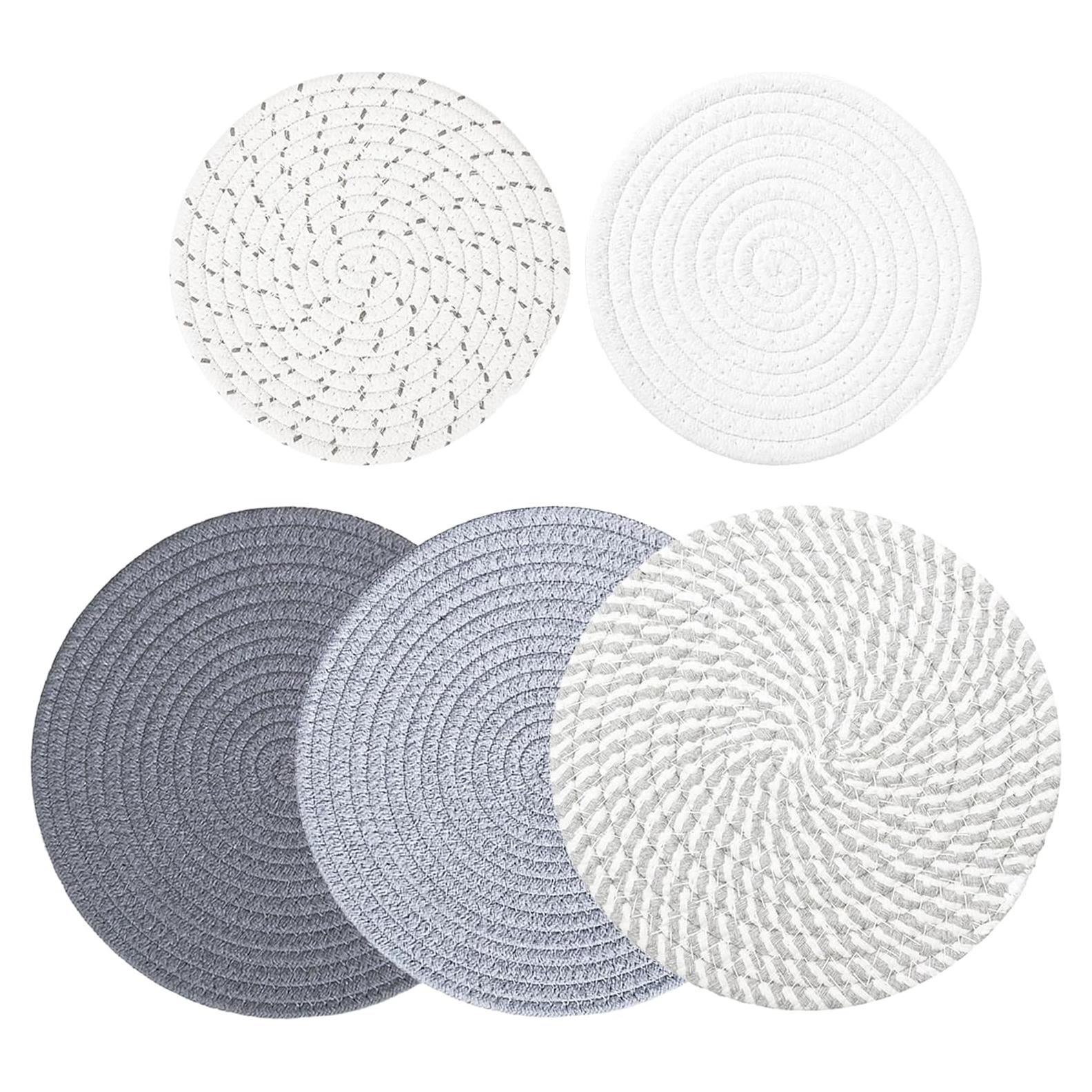 Juego de 5 manteles individuales ATREFUU 25.4cm y 18.3cm