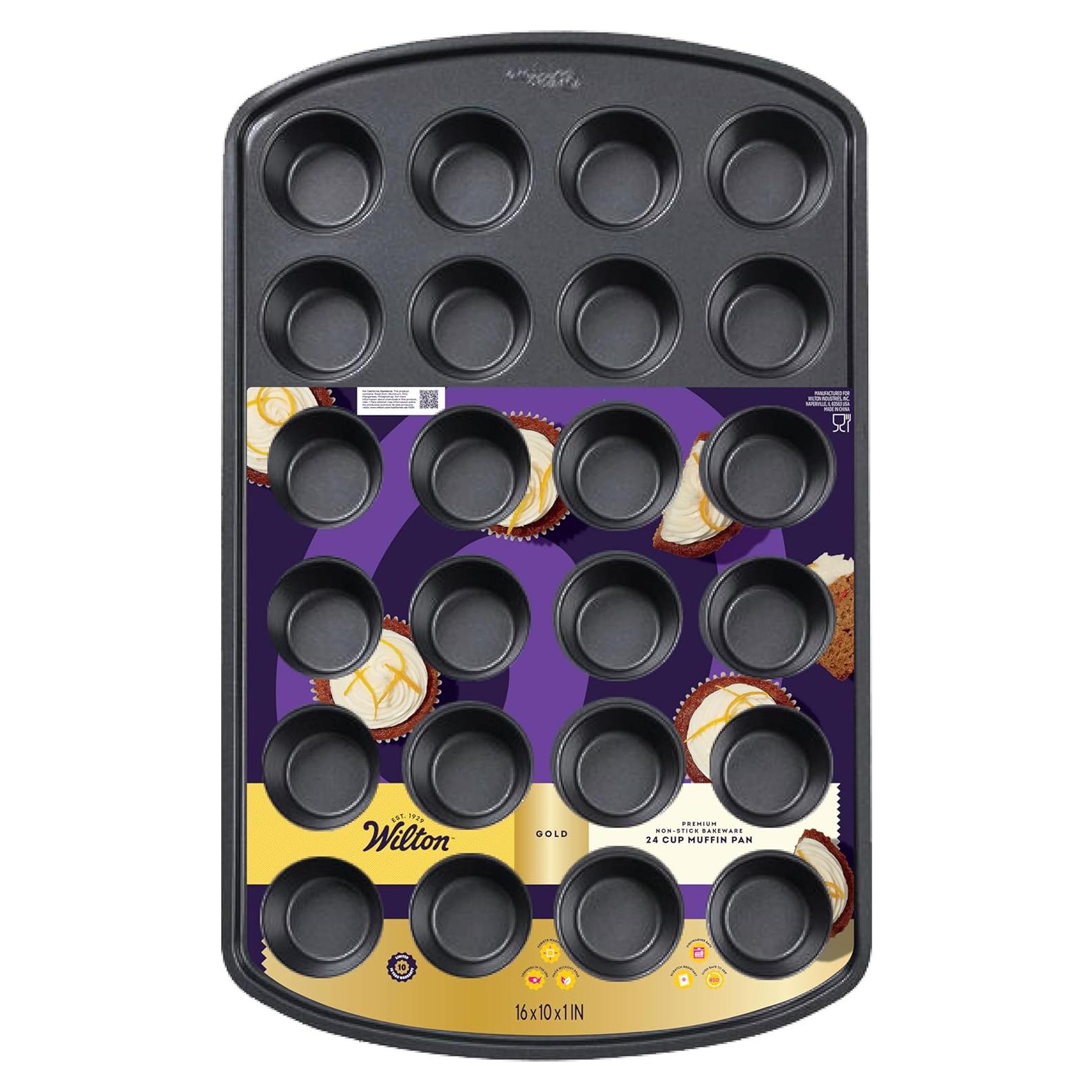 Molde para Muffins Antiadherente Wilton Gold 24 Cavidades 25.4x40.6 cm