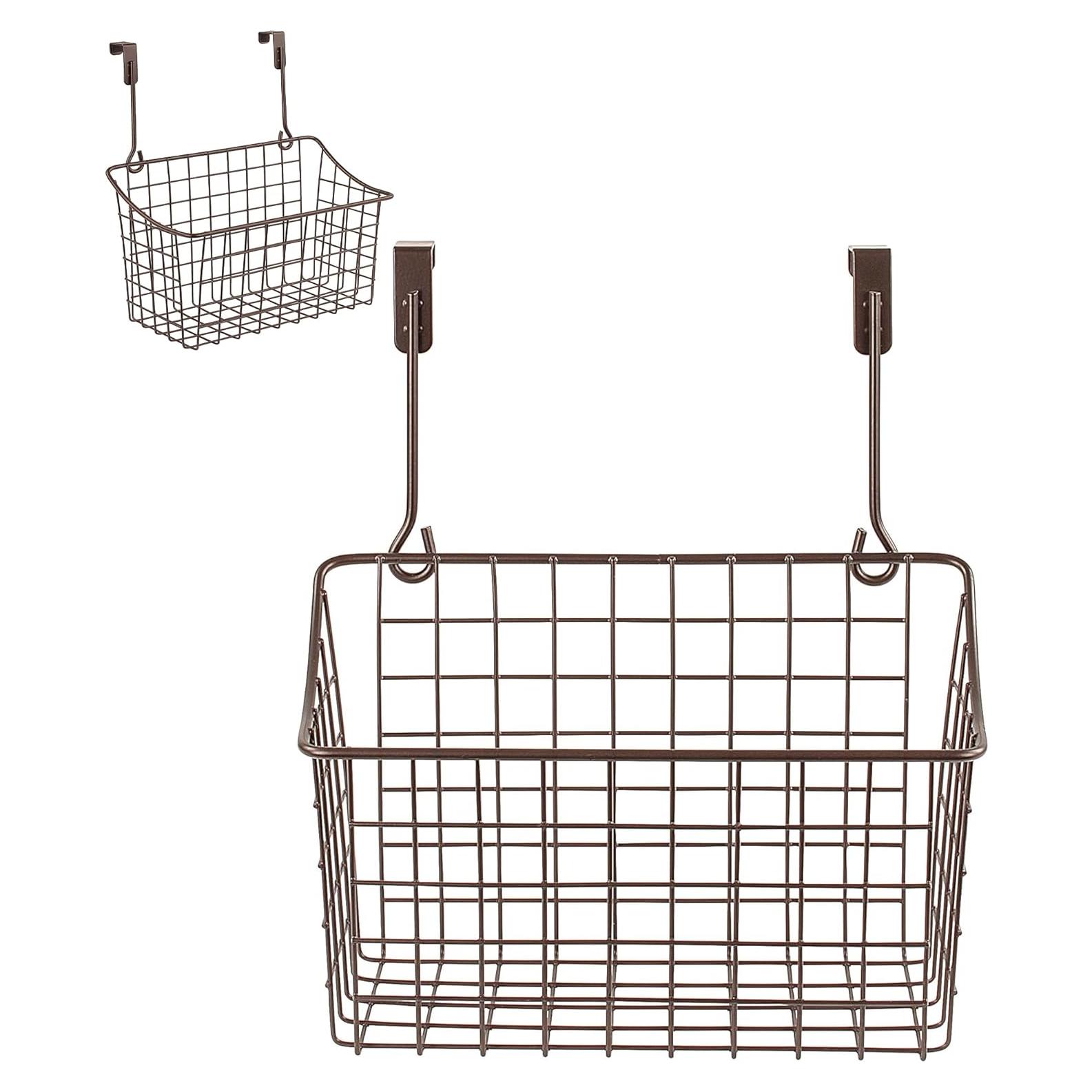 Cesta Colgante Spectrum Mediana de Alambre Bronce para Cocina y Baño