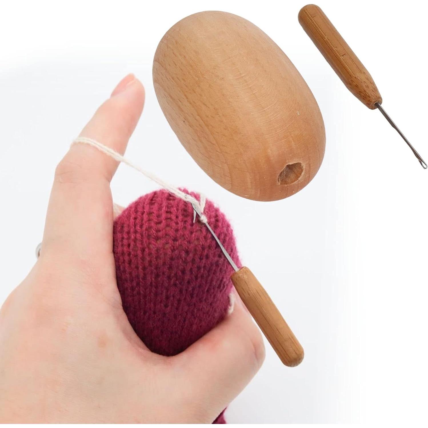 Huevo de Remendar de Madera Haya con Aguja para Costura