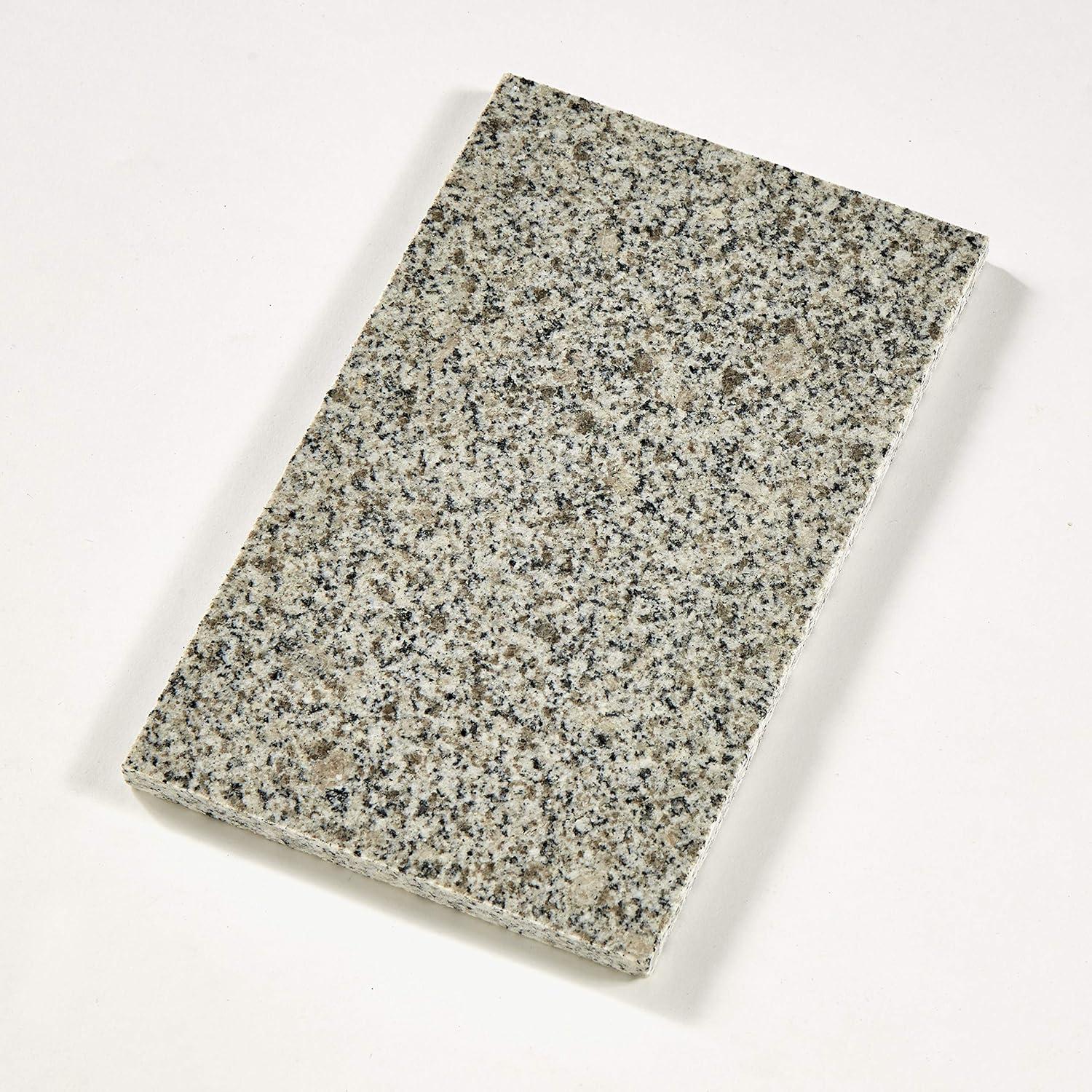 Piedra de Granito Kaytee Chinchilla Chiller 15.24x25.4cm