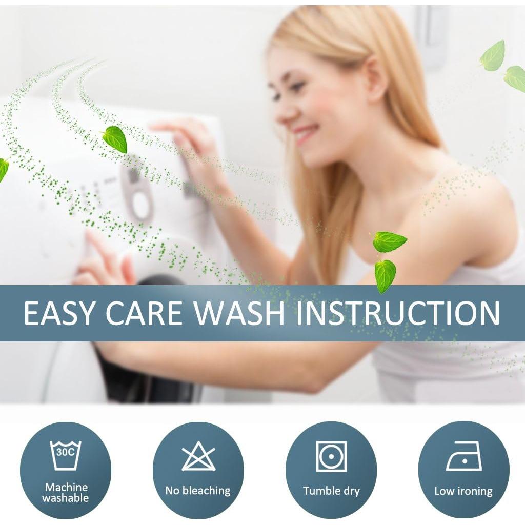 Cortinas Opacas PONY DANCE 73.66x60.96cm Beige Biscotti - Juego de 2