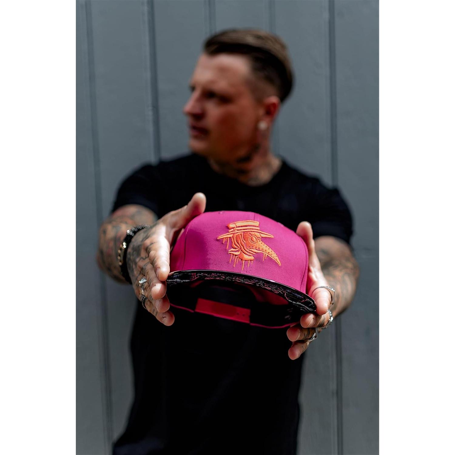 Gorra Snapback Unisex Capiche Rosa Plaga de Muerte