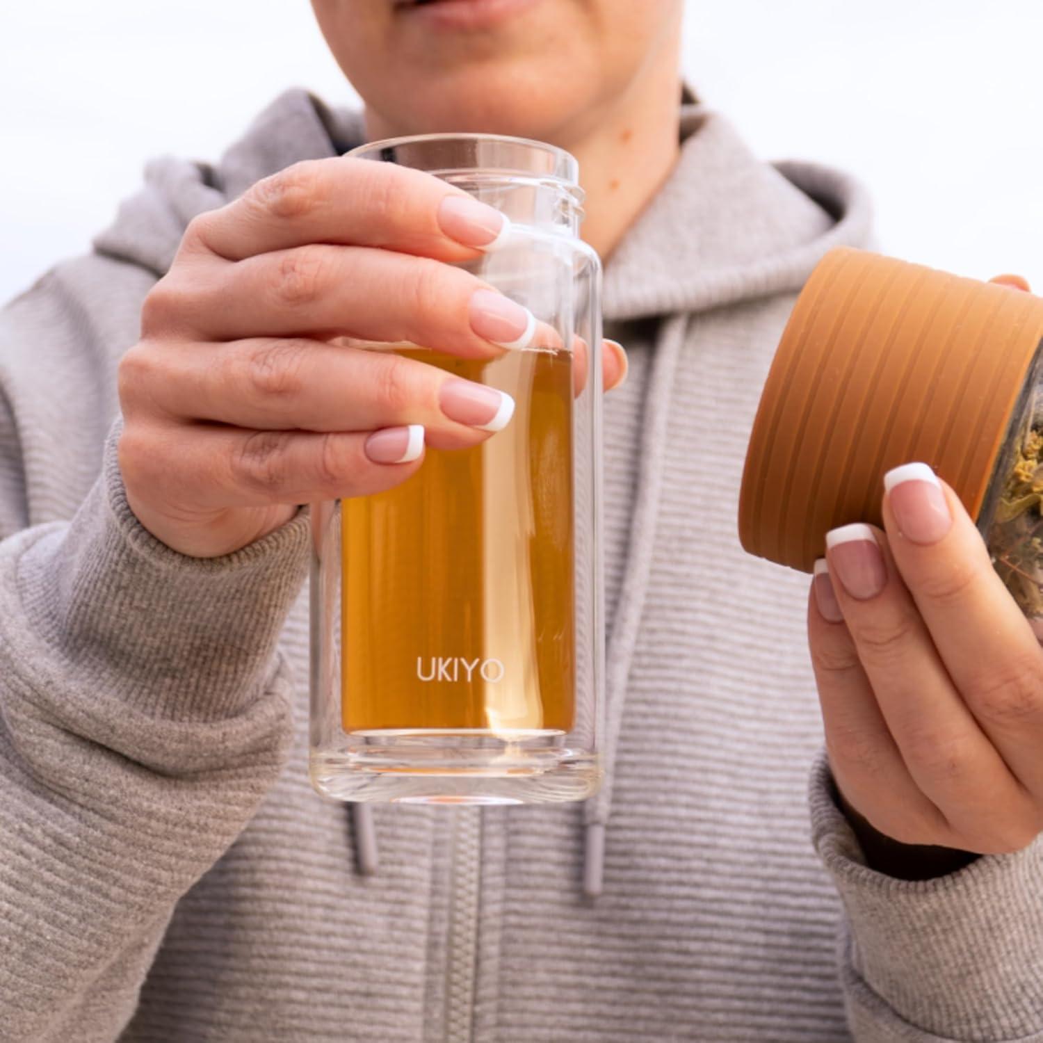 Botella Infusora de Té Ukiyo Sense 248 ml Doble Pared Negra