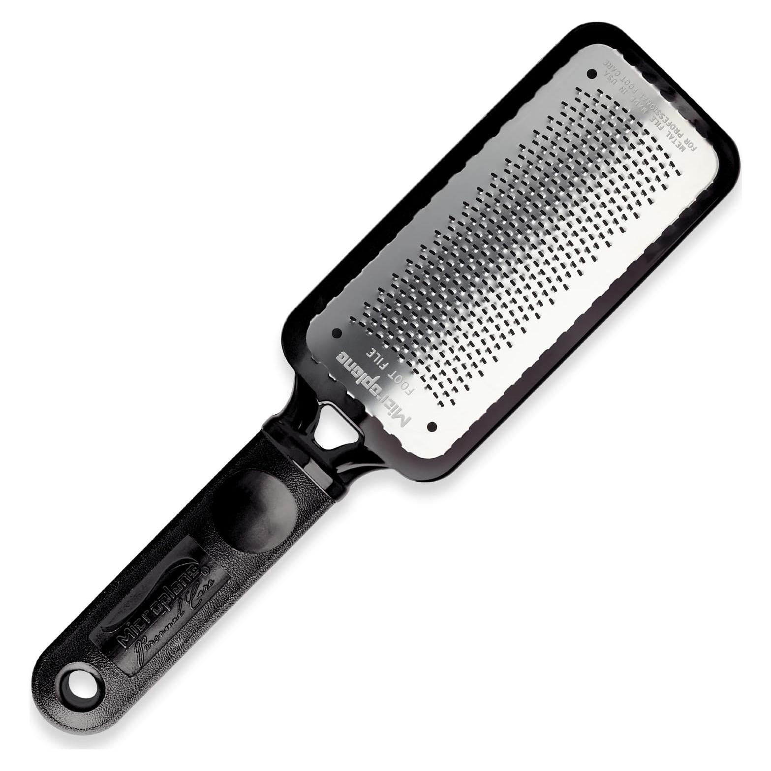 Raspador de pies Microplane Colossal - Exfoliante de acero inoxidable
