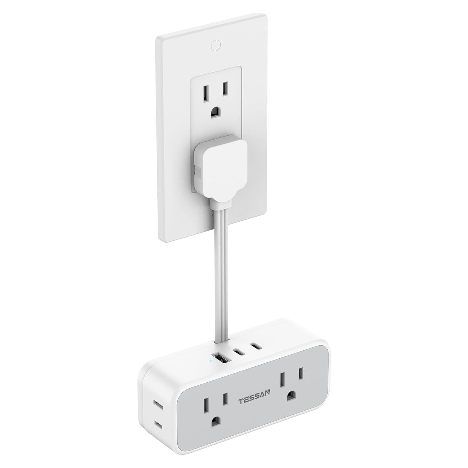 Regleta de Enchufes Plana TESSAN con 4 Salidas y 3 USB