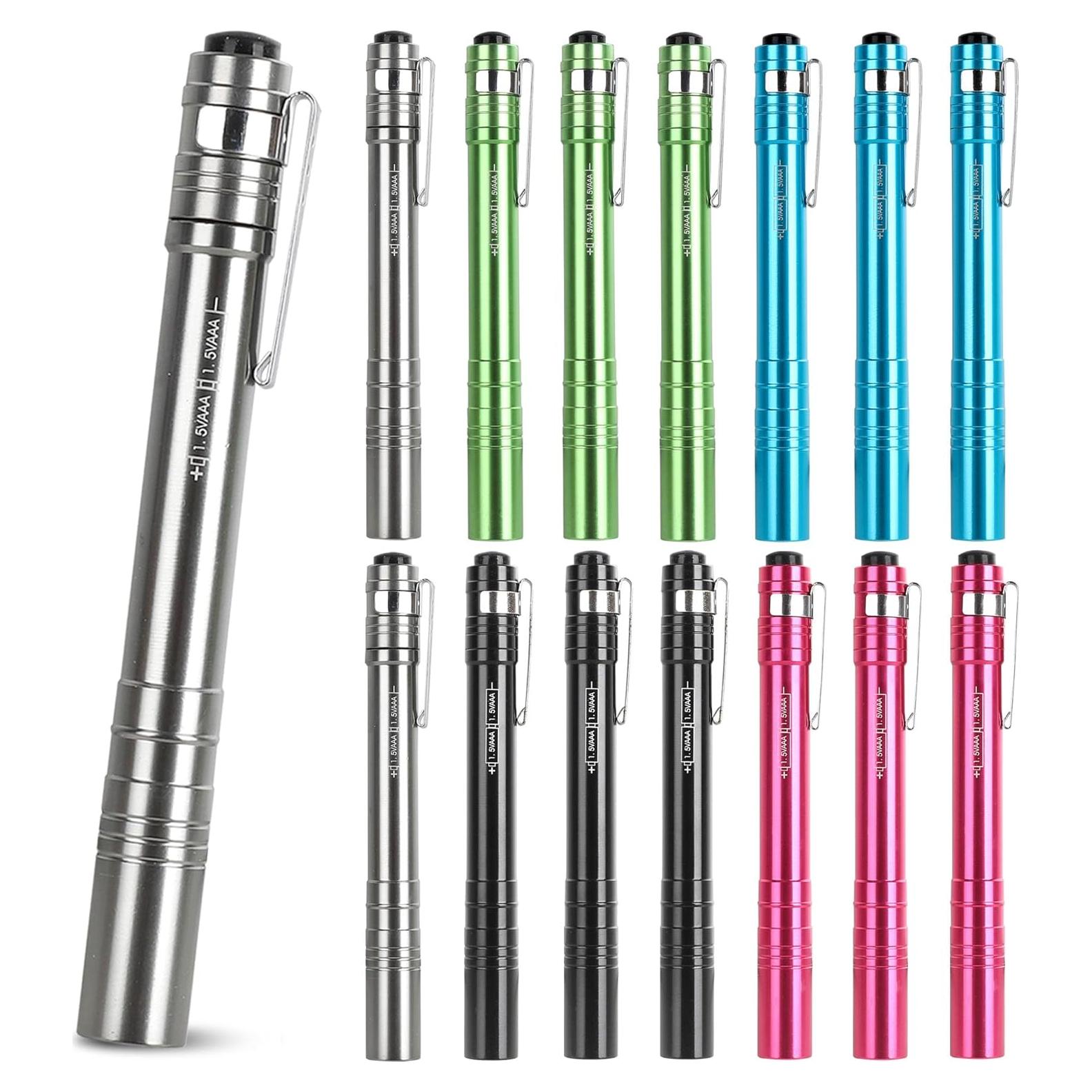 Paquete de 15 Linternas LED SEAMAGIC con 30 Pilas AAA