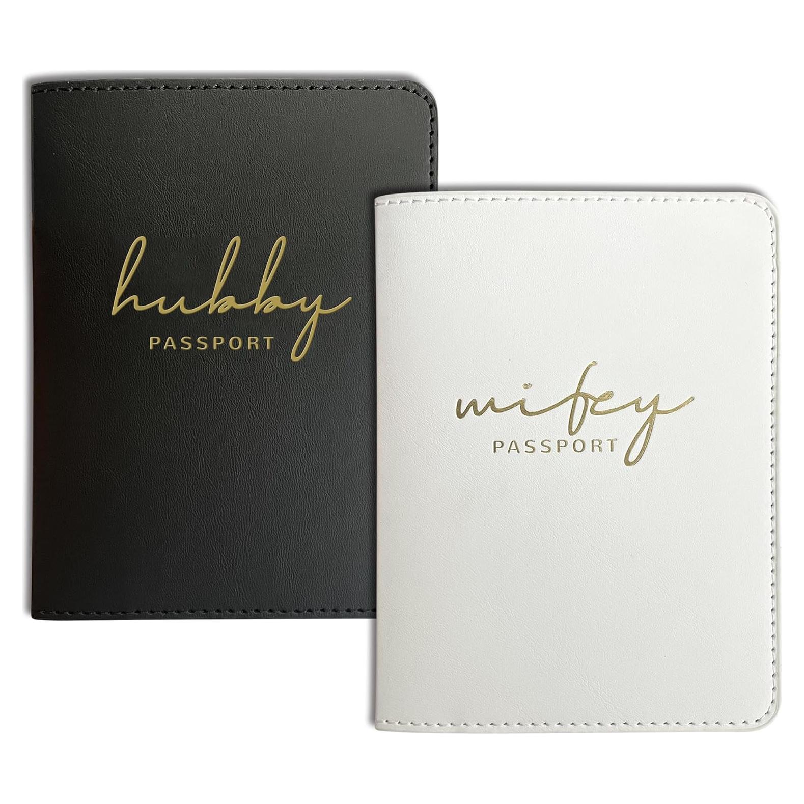 Sostenedor de Pasaporte Mr&Mrs Negro y Blanco con Logo Dorado