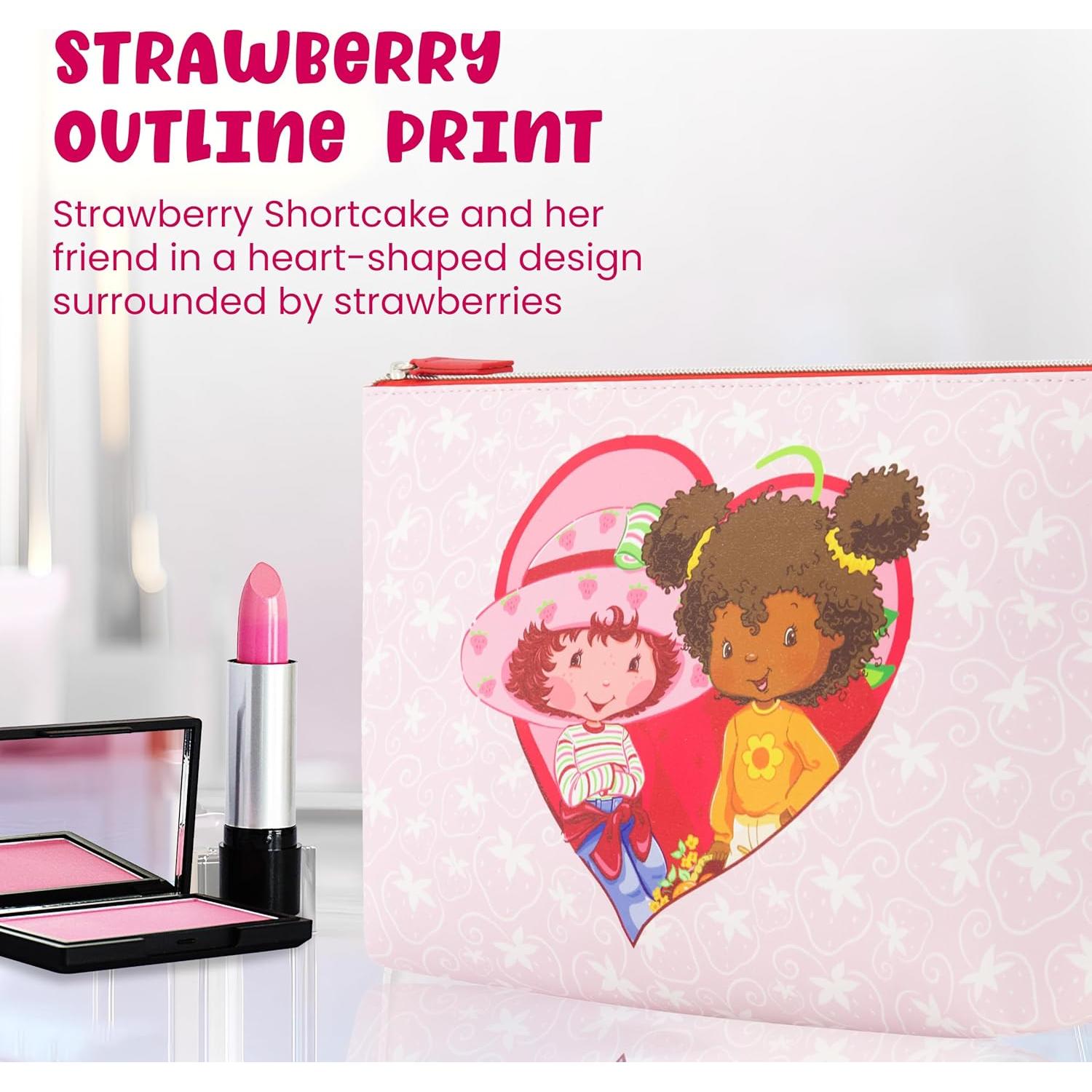 Bolsa de Maquillaje Strawberry Shortcake Rosa Claro 17.78x30.48cm