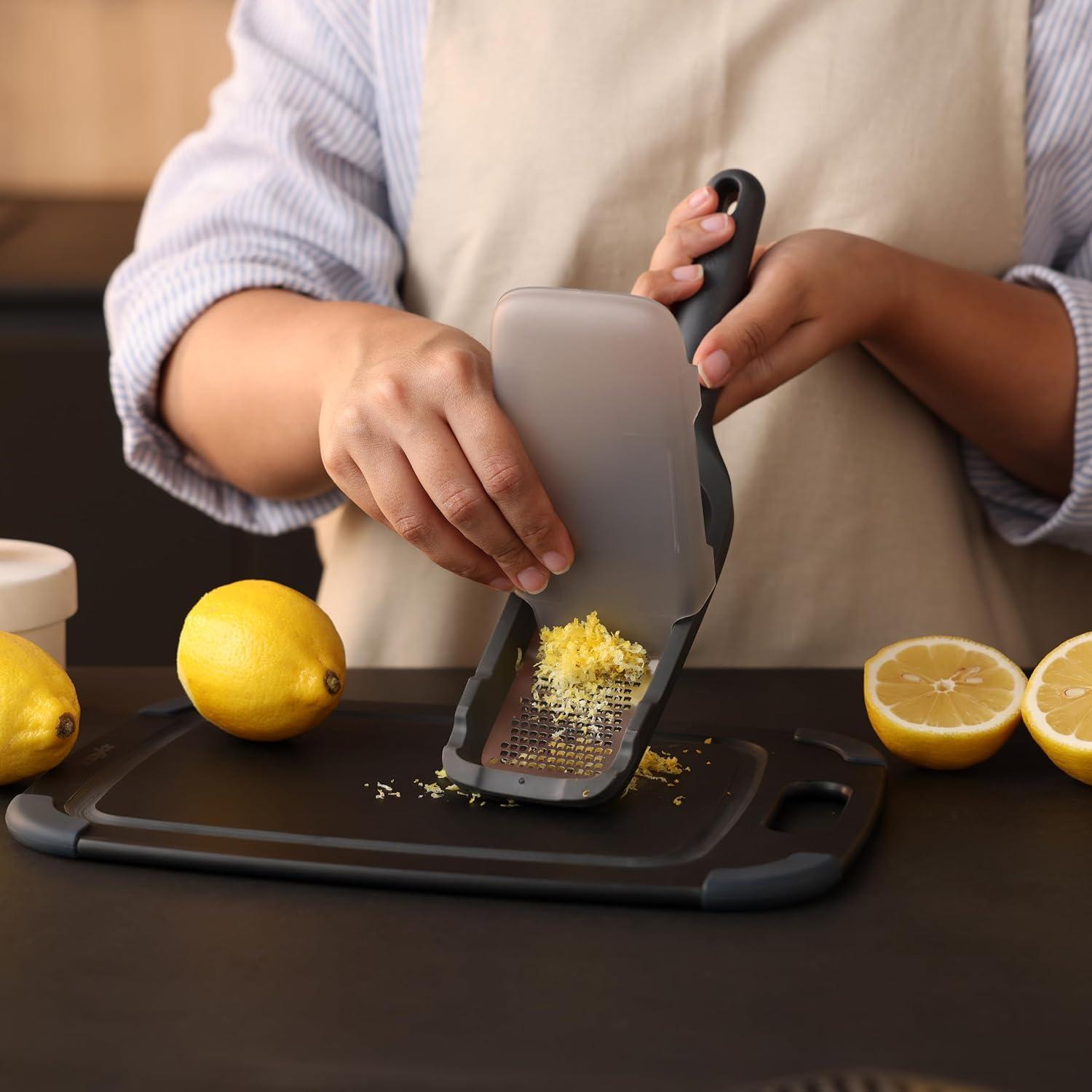 Rallador Grueso Zyliss - Acero Inoxidable y Mango Ecológico