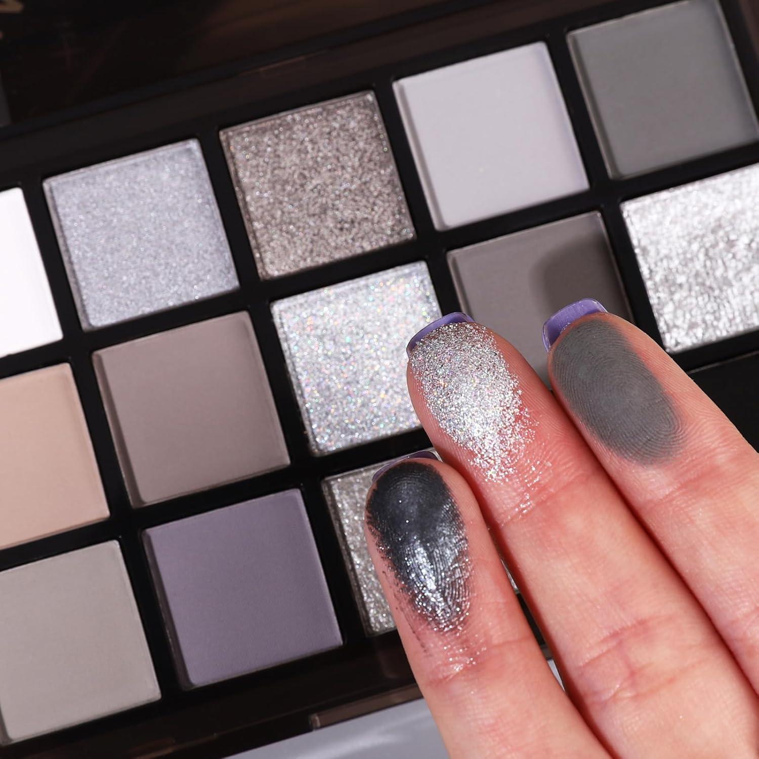 Paleta de Sombras UCANBE Meteoros Negros 15 Colores Mate y Brillantes